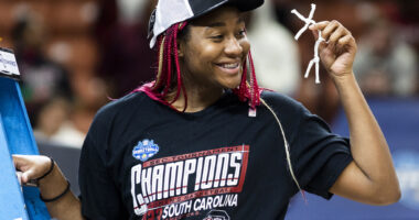 Worcester Academy Aliyah Boston shining at South Carolina, from Play-Ma.com